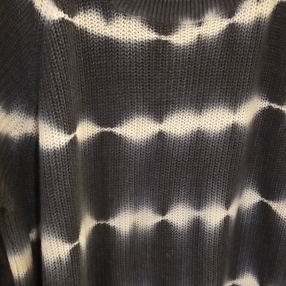 Lightweight by Torrid - Picture 2 of 4